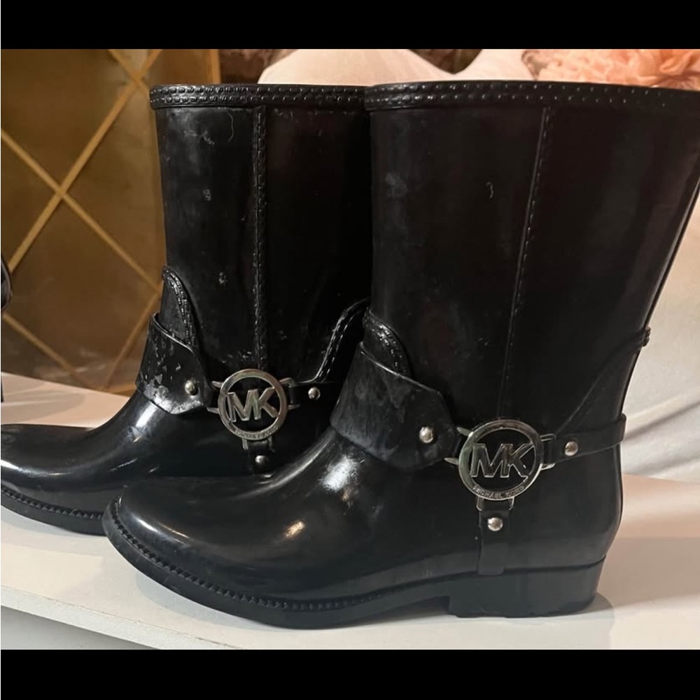 Michael Kors Black Rain Boots with Logo Accent